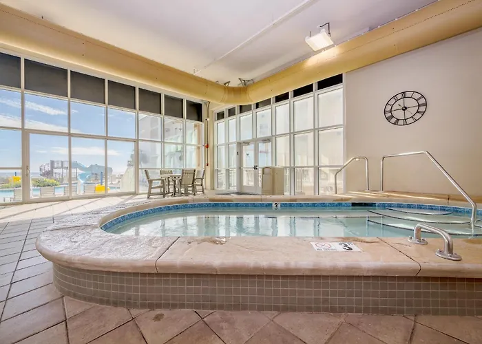 Phoenix Gulf Towers 908
