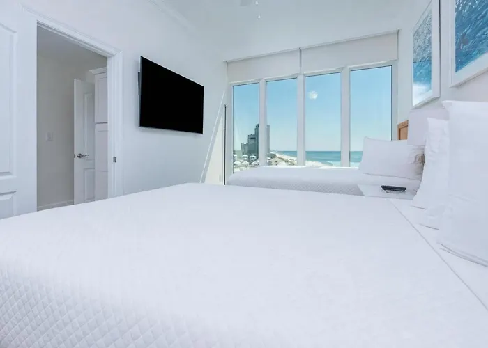 Phoenix Gulf Towers 908 Apartment *